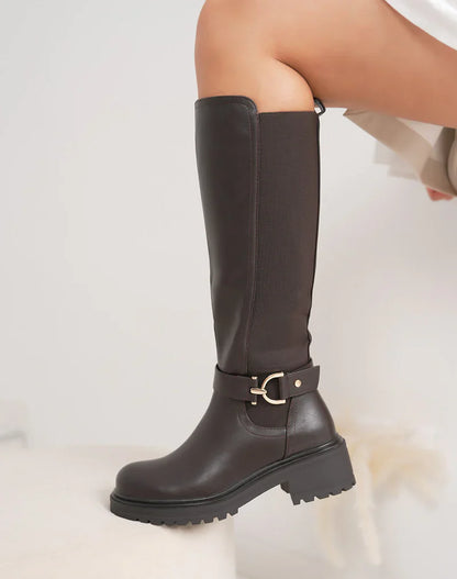 Braune Stiefel mit Stretch
