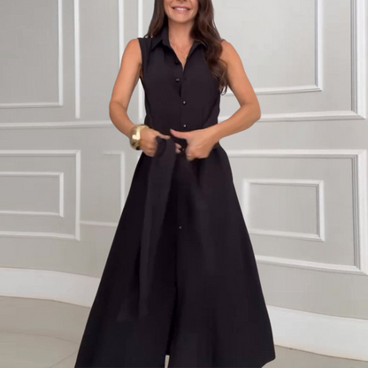 KARISANDE I LUXURIÖSES MAXIKLEID