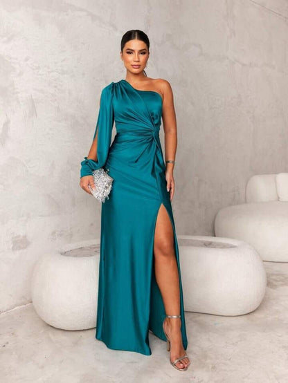 Victoria – Elegantes Seiden-Kleid mit Split | Salzburg Mode