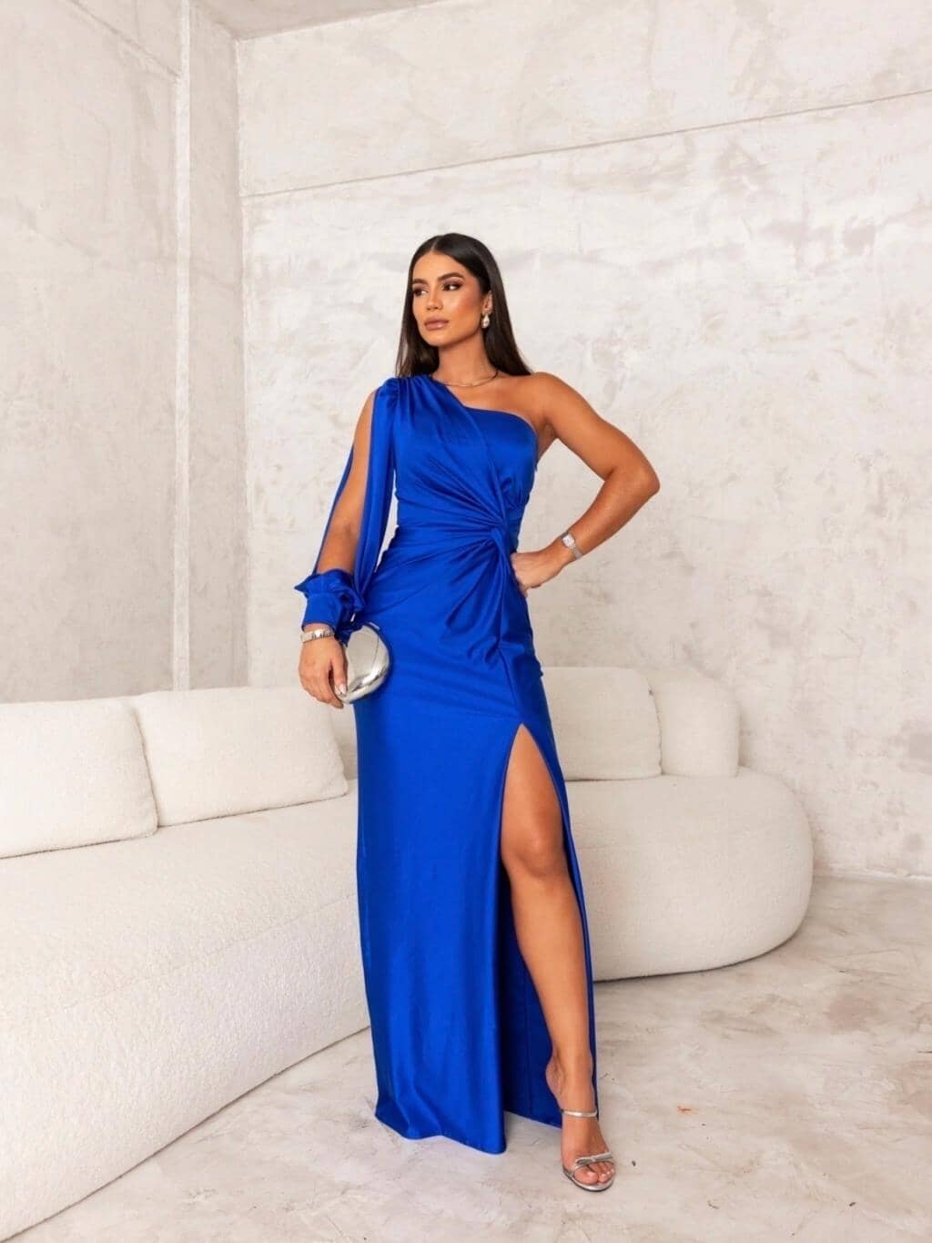 Victoria – Elegantes Seiden-Kleid mit Split | Salzburg Mode